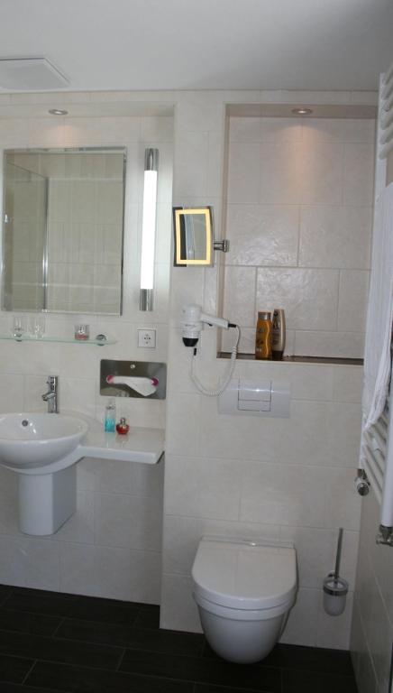 Landhotel Repetal Attendorn Szoba fotó